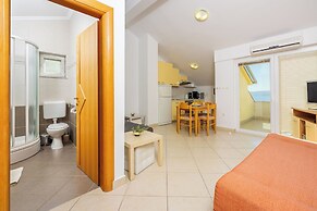Apartments Petak