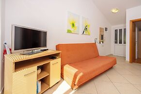 Apartments Petak
