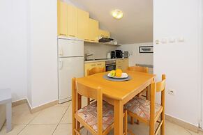Apartments Petak