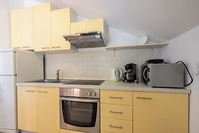 Apartments Petak