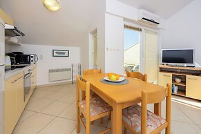 Apartments Petak