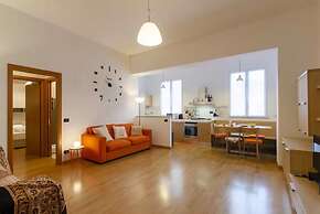 JOIVY Elegant Flat near Seaside