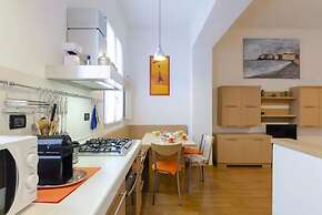 JOIVY Elegant Flat near Seaside