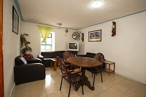Hotel El Meson De La Luna
