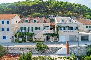Apartments Darija