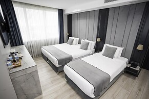Express Plus Hotel