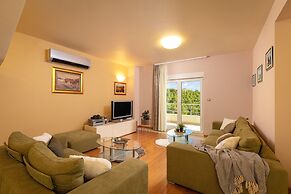 Luxury Villa Lovric Private Heated Pool
