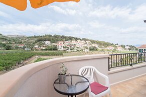 Apartments Mare