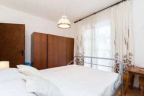 Apartments Mare