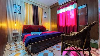 Skyard Hostel Rishikesh (Laxman Jhula)