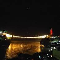 Skyard Hostel Rishikesh (Laxman Jhula)