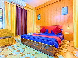 Skyard Hostel Rishikesh (Laxman Jhula)