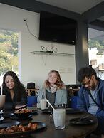 Skyard Hostel Rishikesh (Laxman Jhula)