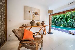 Fabulous Private Villa, 3 BR, Canggu With Staff