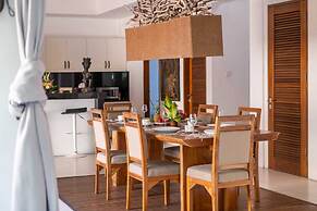 Fabulous Private Villa, 3 BR, Canggu With Staff