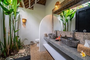 Traditional Private Villa, 3 BR, Uluwatu