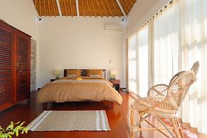 Traditional Private Villa, 3 BR, Uluwatu