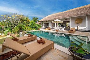 Traditional Private Villa, 3 BR, Uluwatu