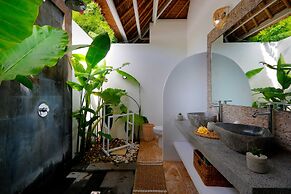 Traditional Private Villa, 3 BR, Uluwatu