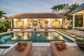 Traditional Private Villa, 3 BR, Uluwatu