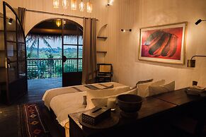 Stunning Villas Complex, 12 BR, Canggu With Staff