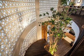 Stunning Villas Complex, 12 BR, Canggu With Staff