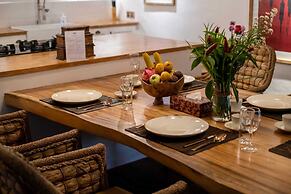 Tropical Private Villa, 3 BR, Canggu Ricefield View