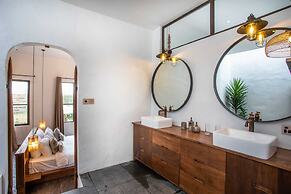 Tropical Private Villa, 3 BR, Canggu Ricefield View