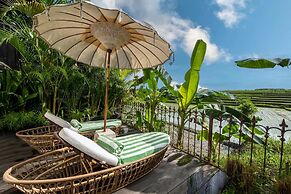 Tropical Private Villa, 3 BR, Canggu Ricefield View