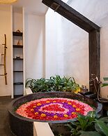 Tropical Private Villa, 3 BR, Canggu Ricefield View