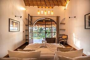 Breathtaking Private Villa, 6 BR, Canggu With Staff