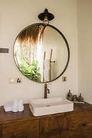Breathtaking Private Villa, 6 BR, Canggu With Staff