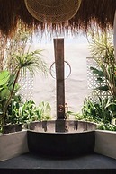 Breathtaking Private Villa, 6 BR, Canggu With Staff