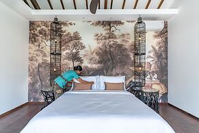 Exclusive Villas Complex, 8 BR, Canggu With Staff