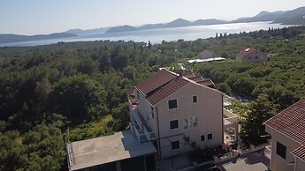 Apartment Kola