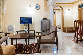 Spacious Apartment in Secure Resort, 4-6 People