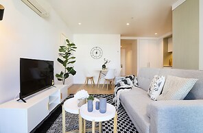 Kozyguru Docklands Modern 1 Room Unit