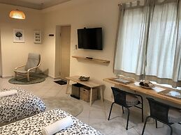 Flight Apartment Airport
