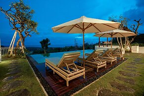 One Degree Sunset Hill Leisure