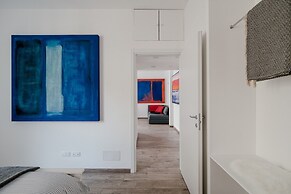 MARK'S GALLERY - By MyHomeInComo