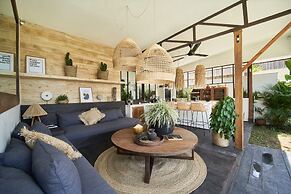 Fabulous 3BR Boho-chic Style, Umalas With Staff