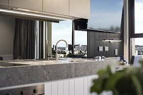 Majestic M Suites