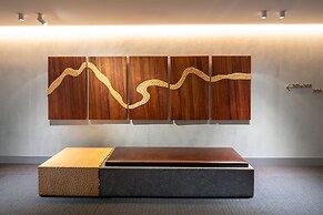 Majestic M Suites
