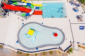 Horizon Beach Hotel