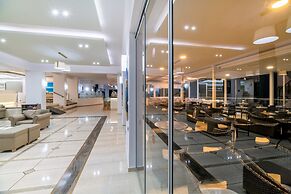 Horizon Beach Hotel