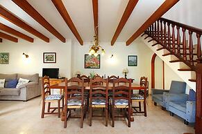 Villa - 4 Bedrooms with Pool and WiFi - 108753