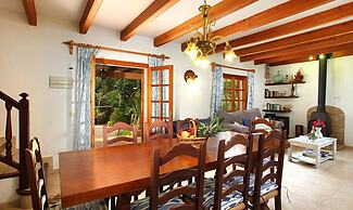 Villa - 4 Bedrooms with Pool and WiFi - 108753