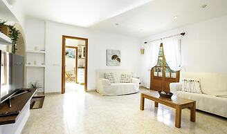 Villa - 3 Bedrooms with Pool and WiFi - 108757