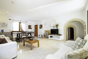 Villa - 3 Bedrooms with Pool and WiFi - 108757