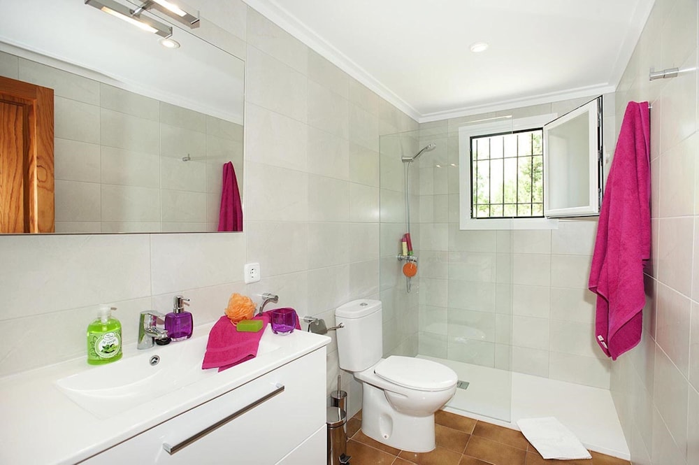 Villa - 3 Bedrooms with Pool - 108774